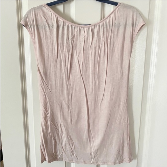 H&M Flowy Top - Picture 3 of 4